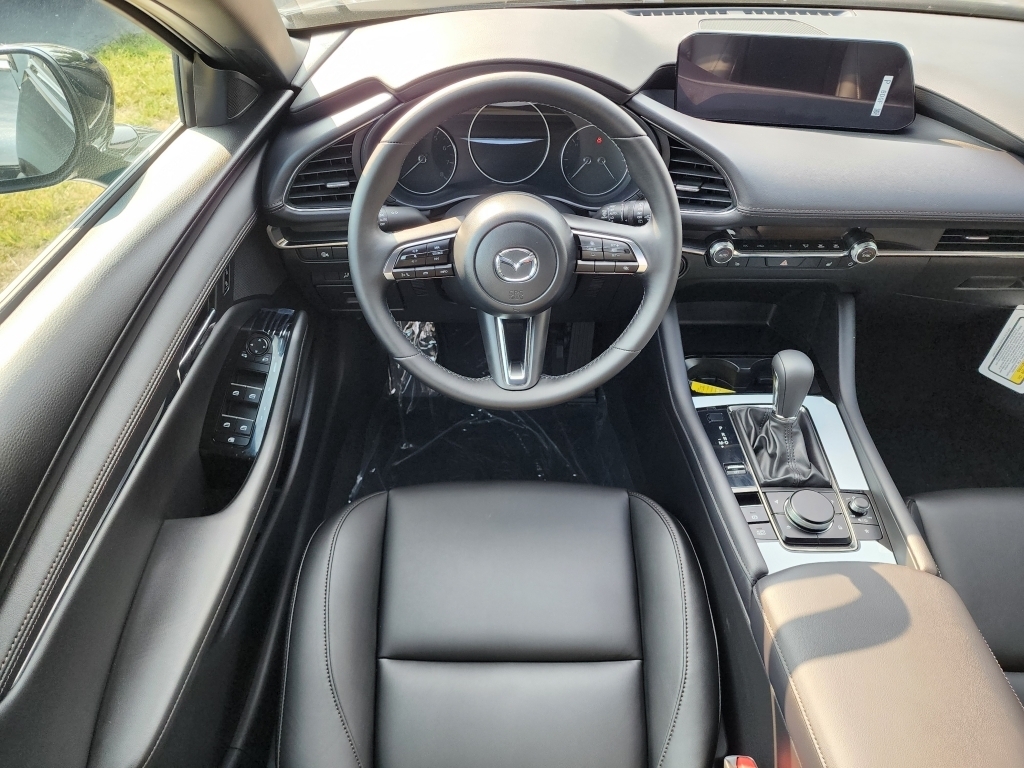 New, 2024 Mazda Mazda3 Hatchback 2.5 S Preferred Auto FWD, Black, M245763-10