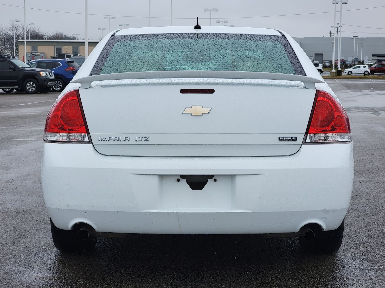 Used, 2013 Chevrolet Impala LTZ, White, P0469-12