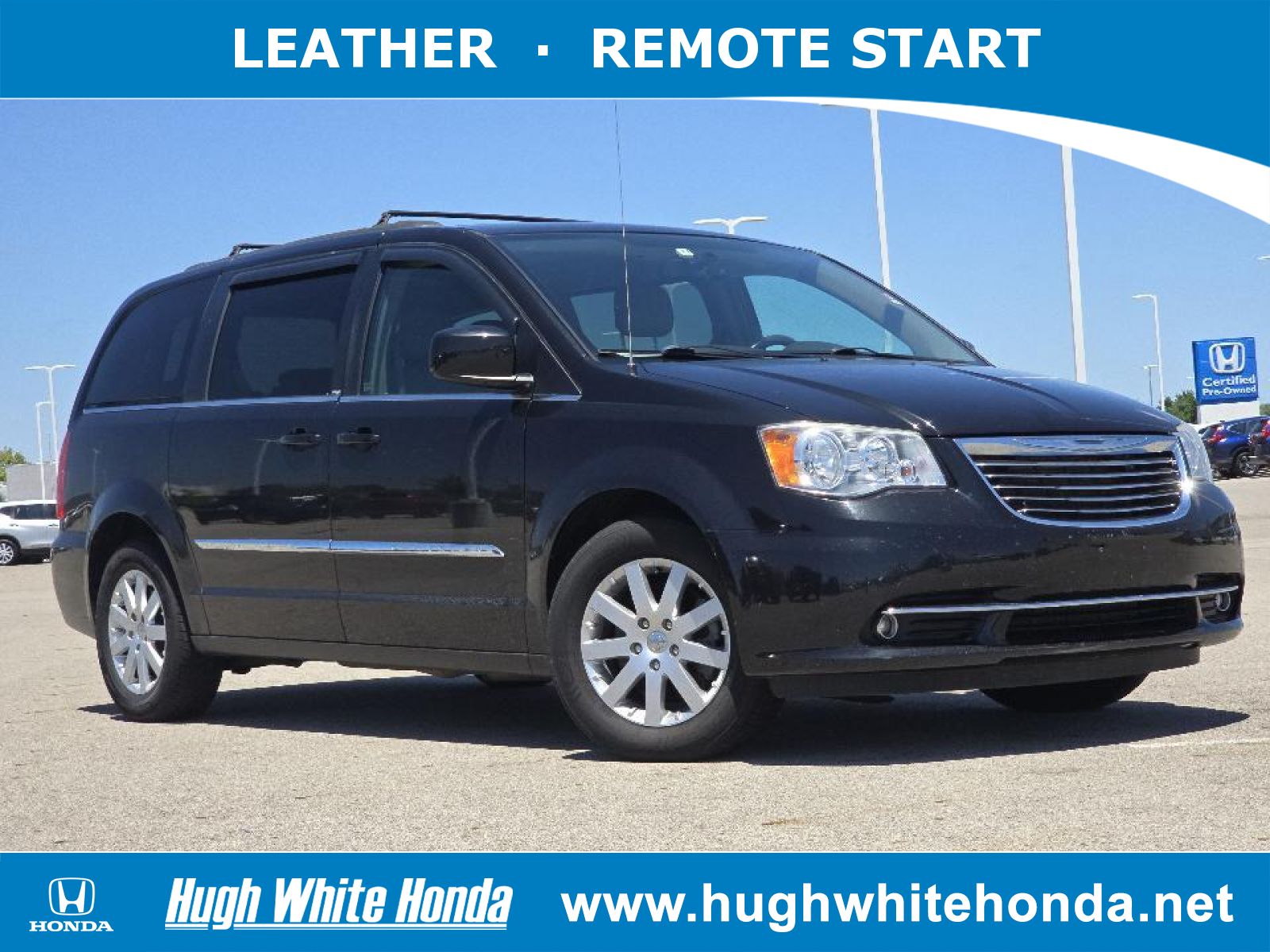 Used, 2013 Chrysler Town & Country Touring, Black, P0644