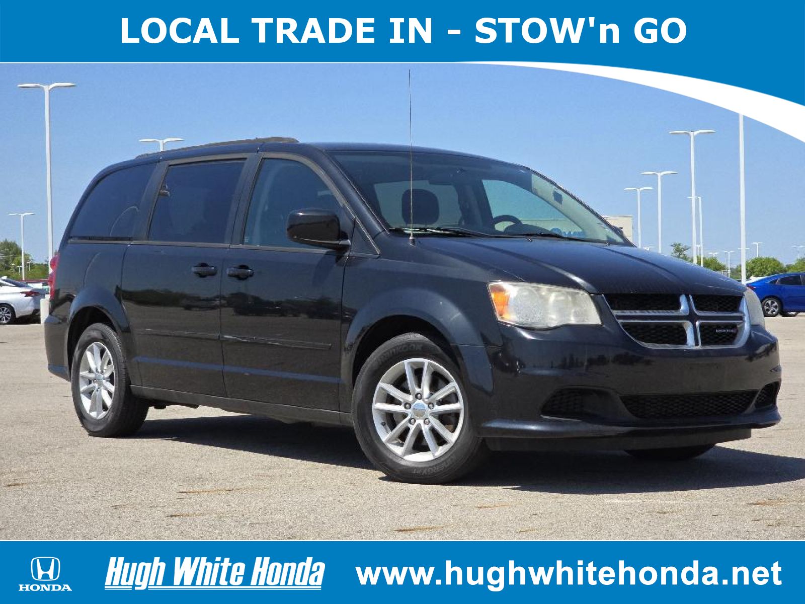 Used, 2014 Dodge Grand Caravan SXT, Black, P0636-1