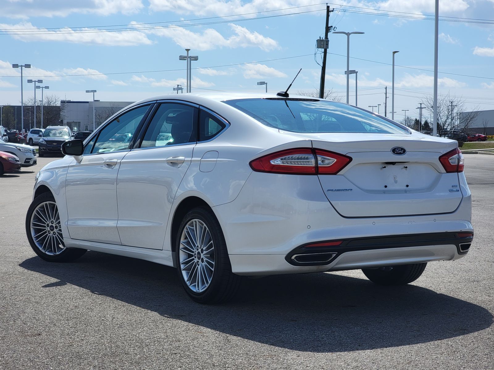 Used, 2015 Ford Fusion SE, White, 13946-13