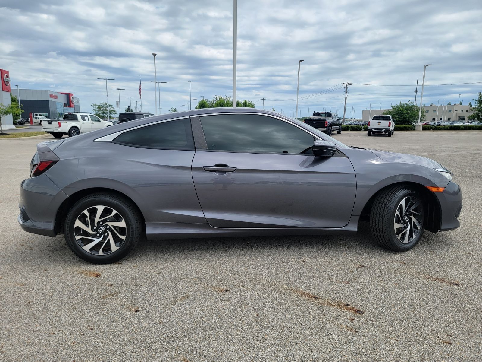 Used, 2016 Honda Civic LX, Gray, P0555-10