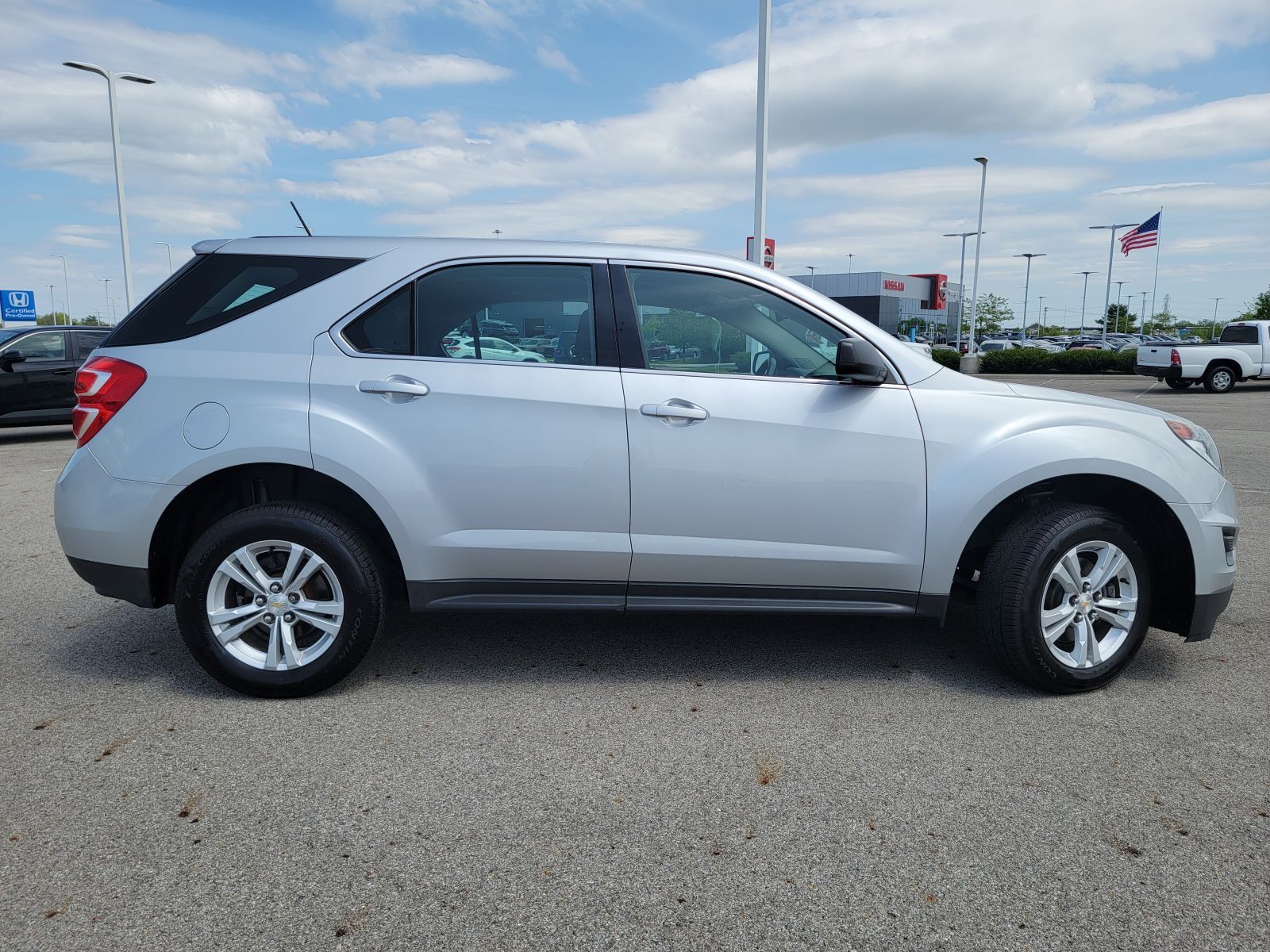 Used, 2017 Chevrolet Equinox FWD 4dr LS, Gray, P0557-9
