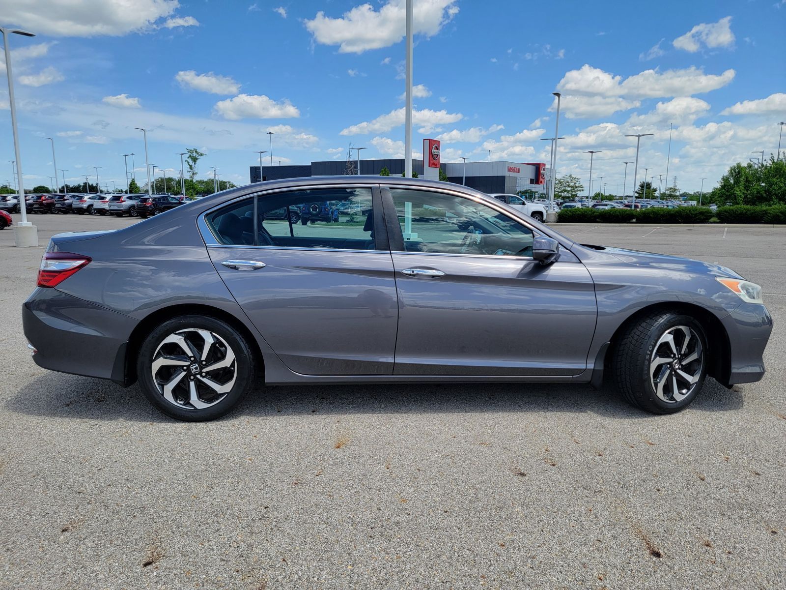 Used, 2017 Honda Accord EX, Gray, G0723A-10