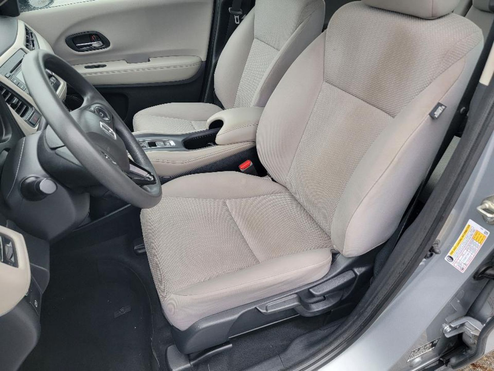 Used, 2018 Honda HR-V LX, Silver, P0531-18