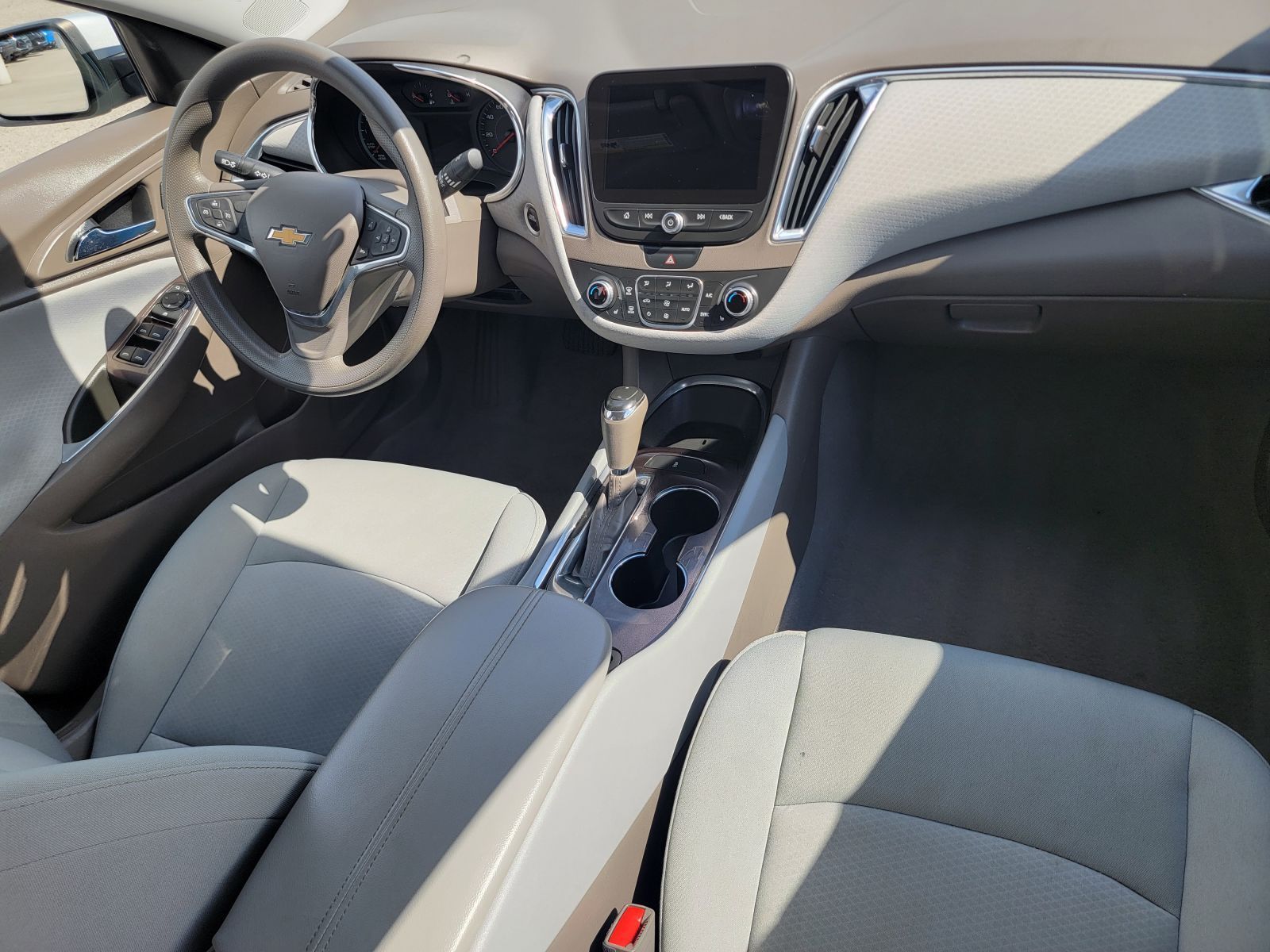 Used, 2019 Chevrolet Malibu 4dr Sdn LT w/1LT, Gray, P0538-16