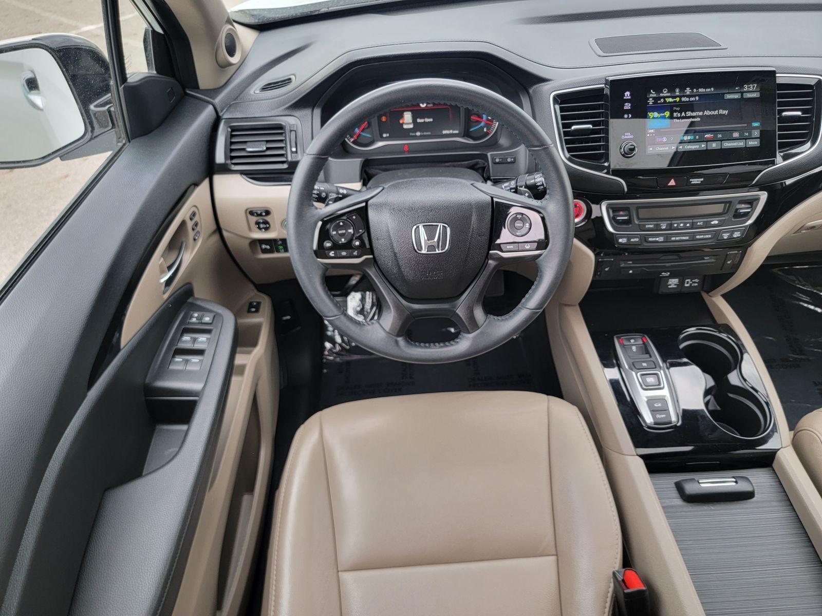 Used, 2021 Honda Pilot Touring 7-Passenger AWD, White, P0560-22