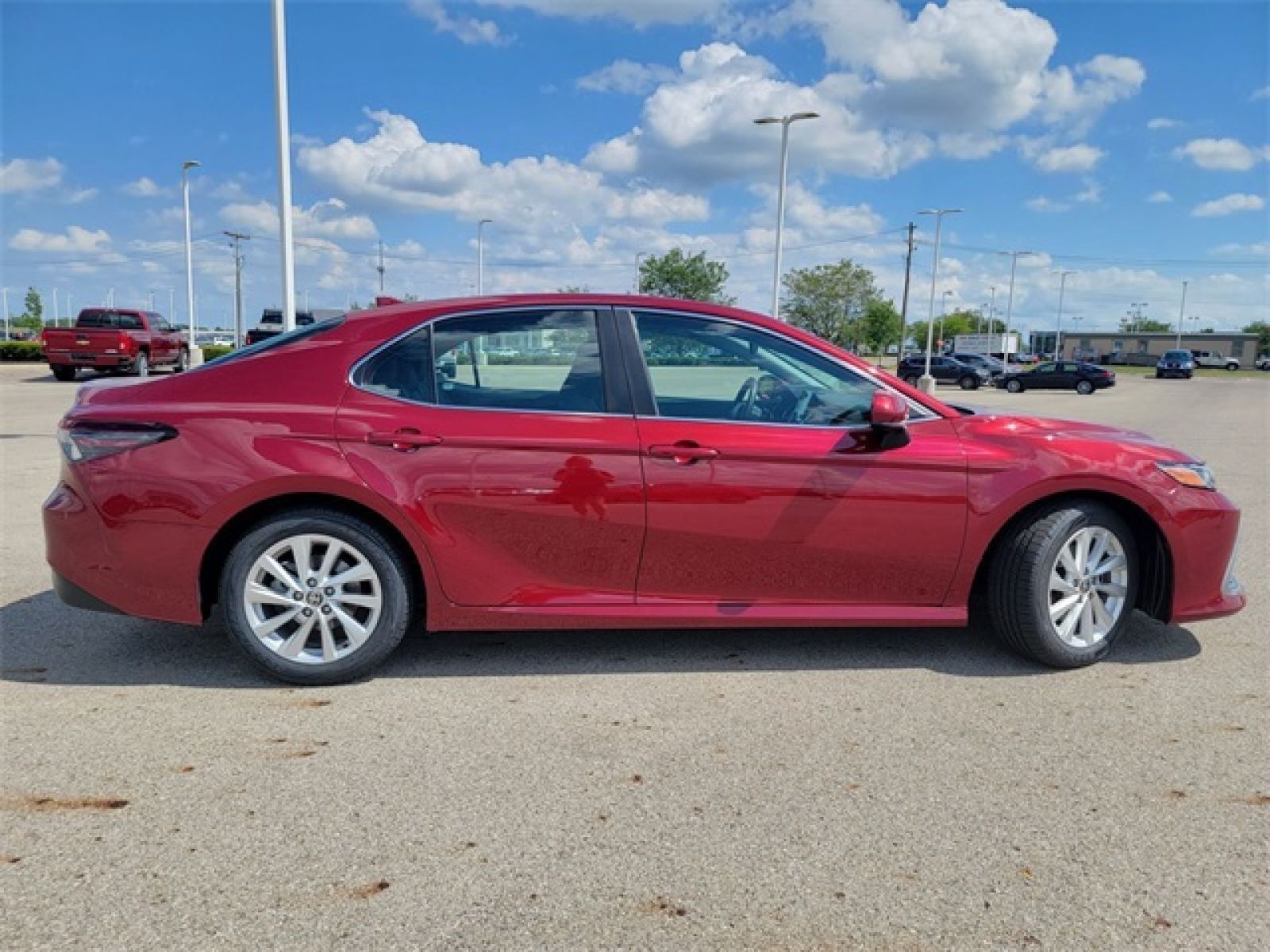Used, 2022 Toyota Camry LE, Red, G0756B-2