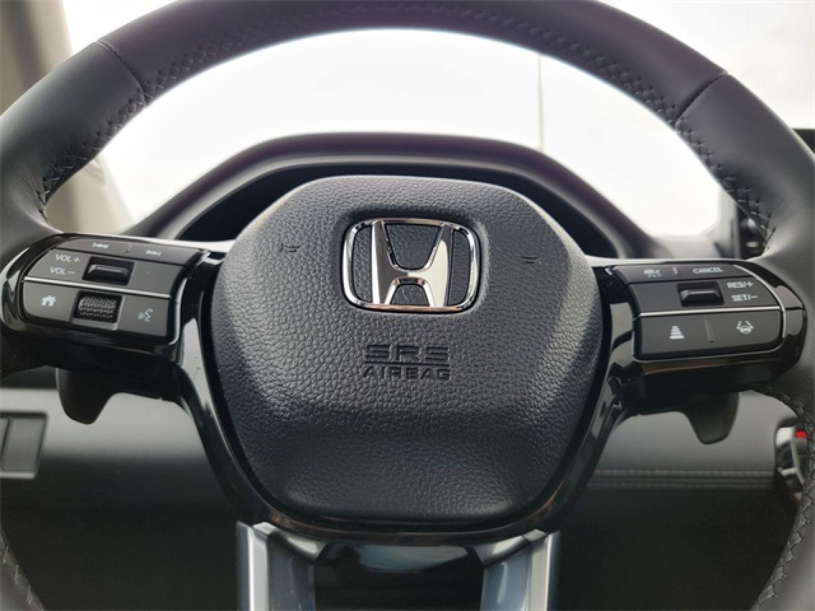 New, 2025 Honda Pilot Touring, Gray, G0689-23