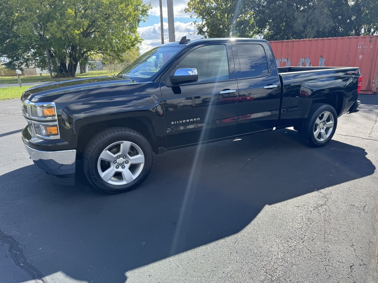 2017 Chevrolet Silverado 1500 1LT, 194661, Photo 1