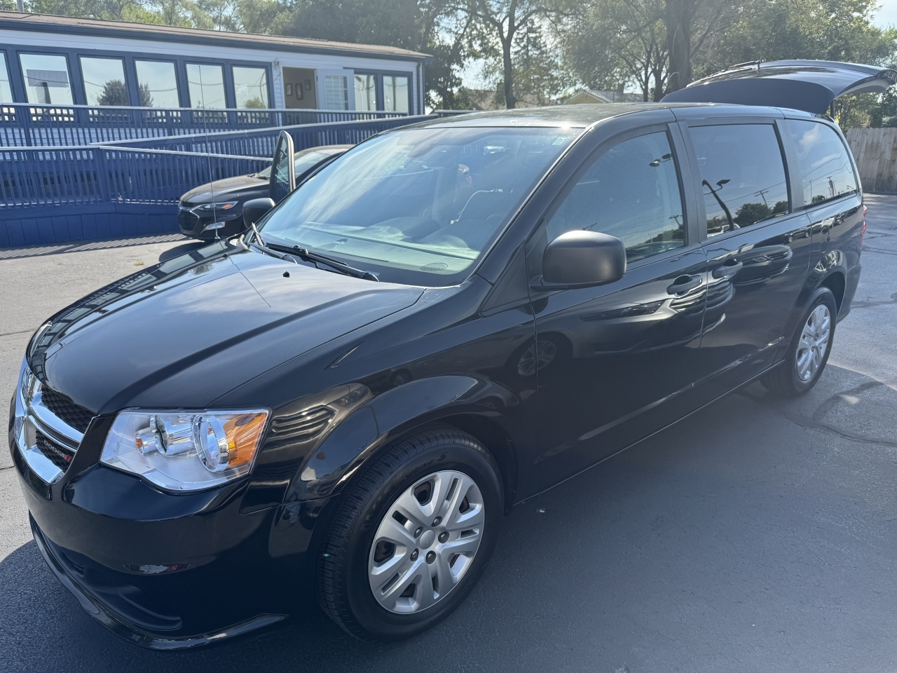 2019 Dodge Grand Caravan SE, 790379, Photo 1