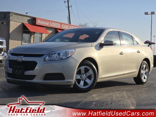 2022 Chevrolet Malibu FWD LT, 208501, Photo 1