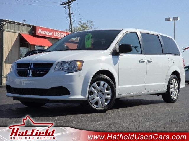 2011 Chrysler Town & Country Touring-L, 207844, Photo 1